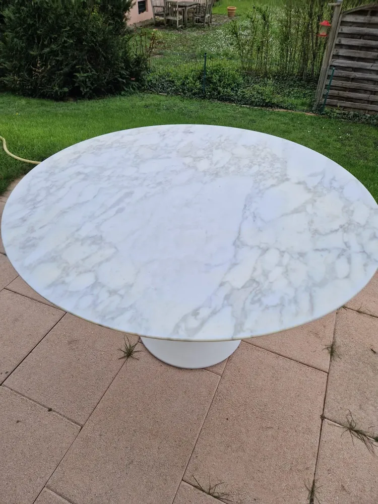 Remise en état d’une table Knoll (webp